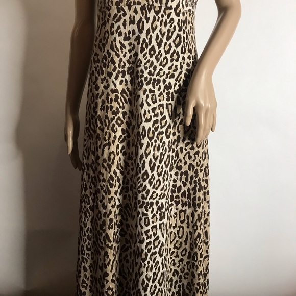Essentials by Milano Leopard Print Dress - Picture 3 of 7